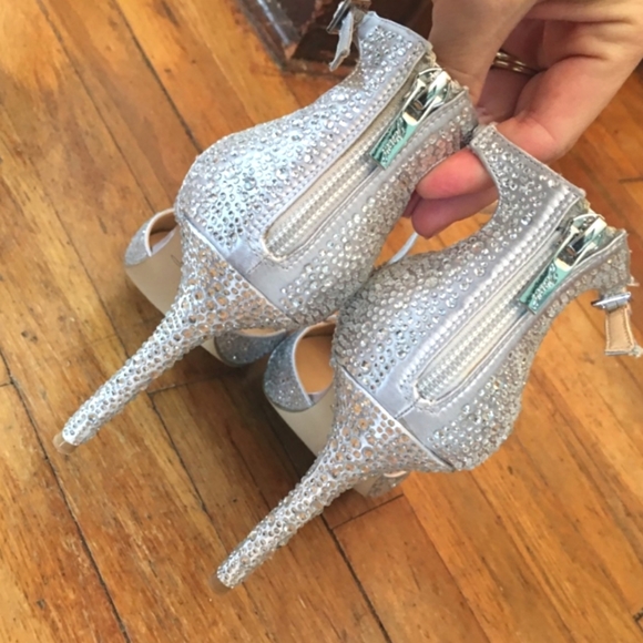 Badgley Mischka Alivia II - Picture 6 of 17